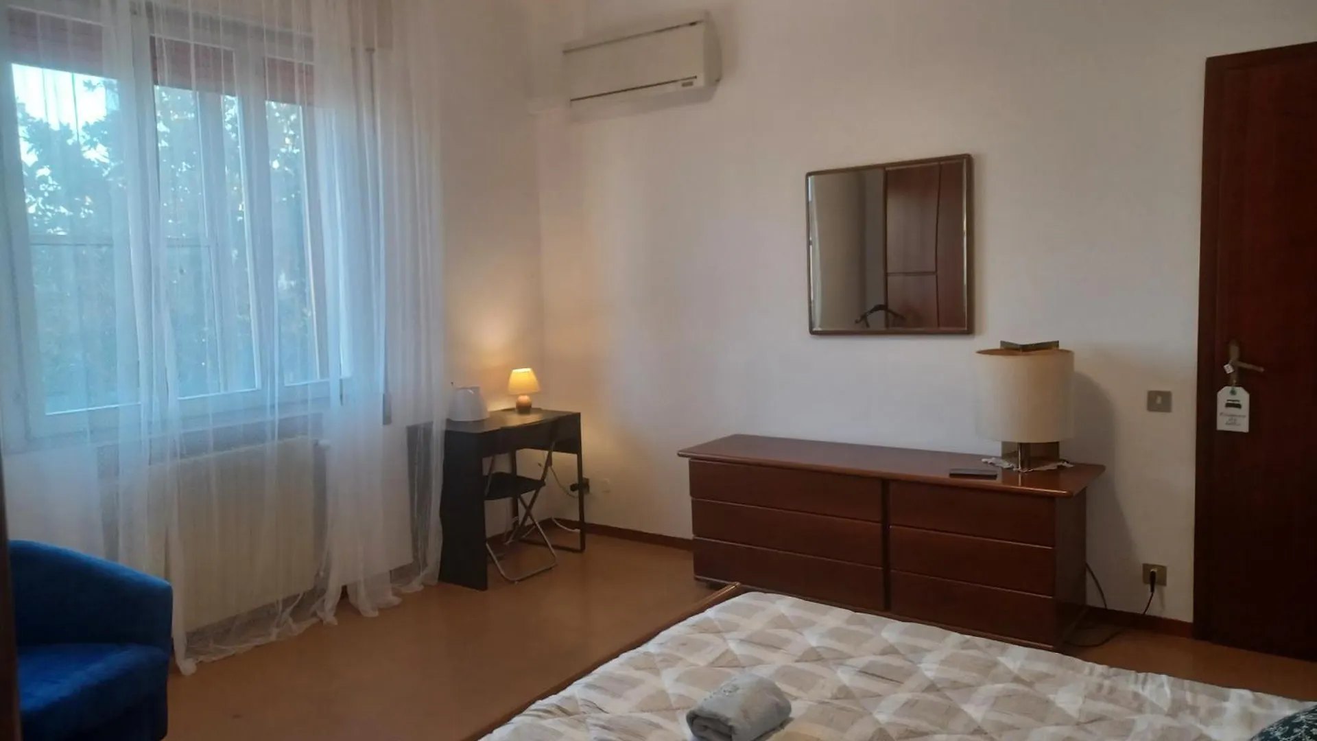 Room Bike & Boat Berra Italy