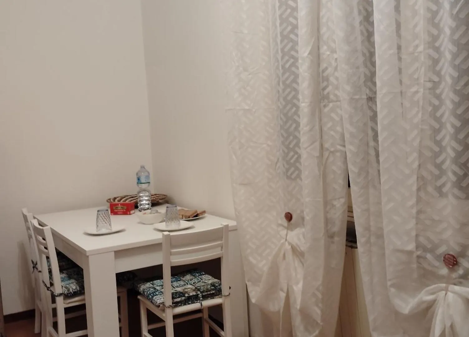 Room Bike & Boat Berra Italy