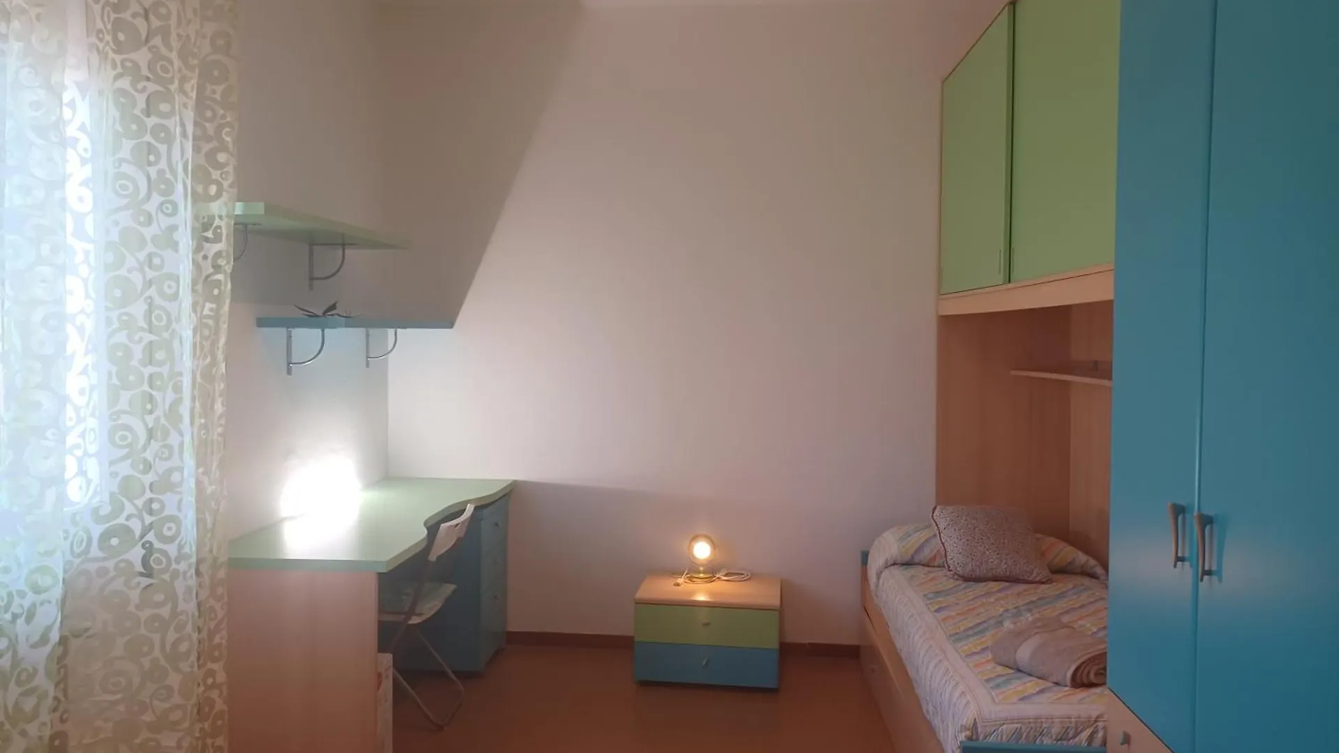 Bed & Breakfast Room Bike & Boat Berra Italy